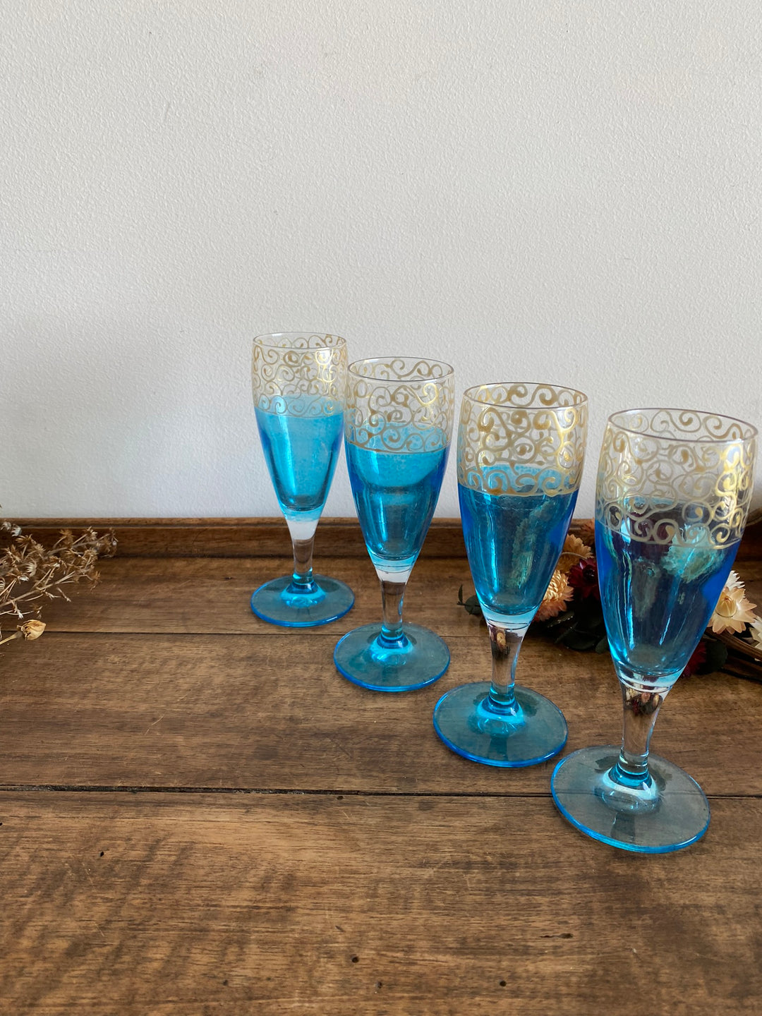 Flûtes à champagne tons bleus frise dorée