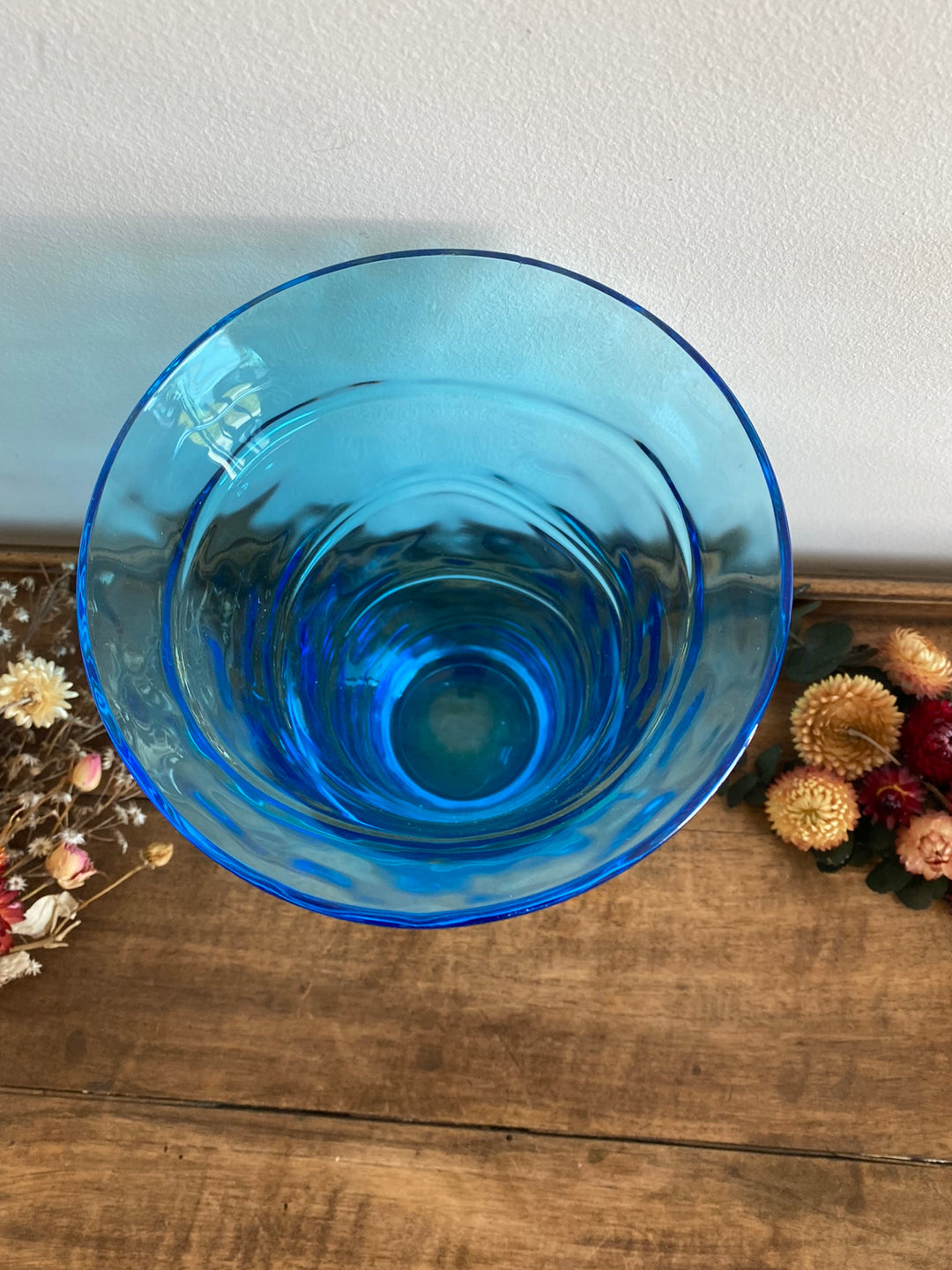 Vase bleu en verre