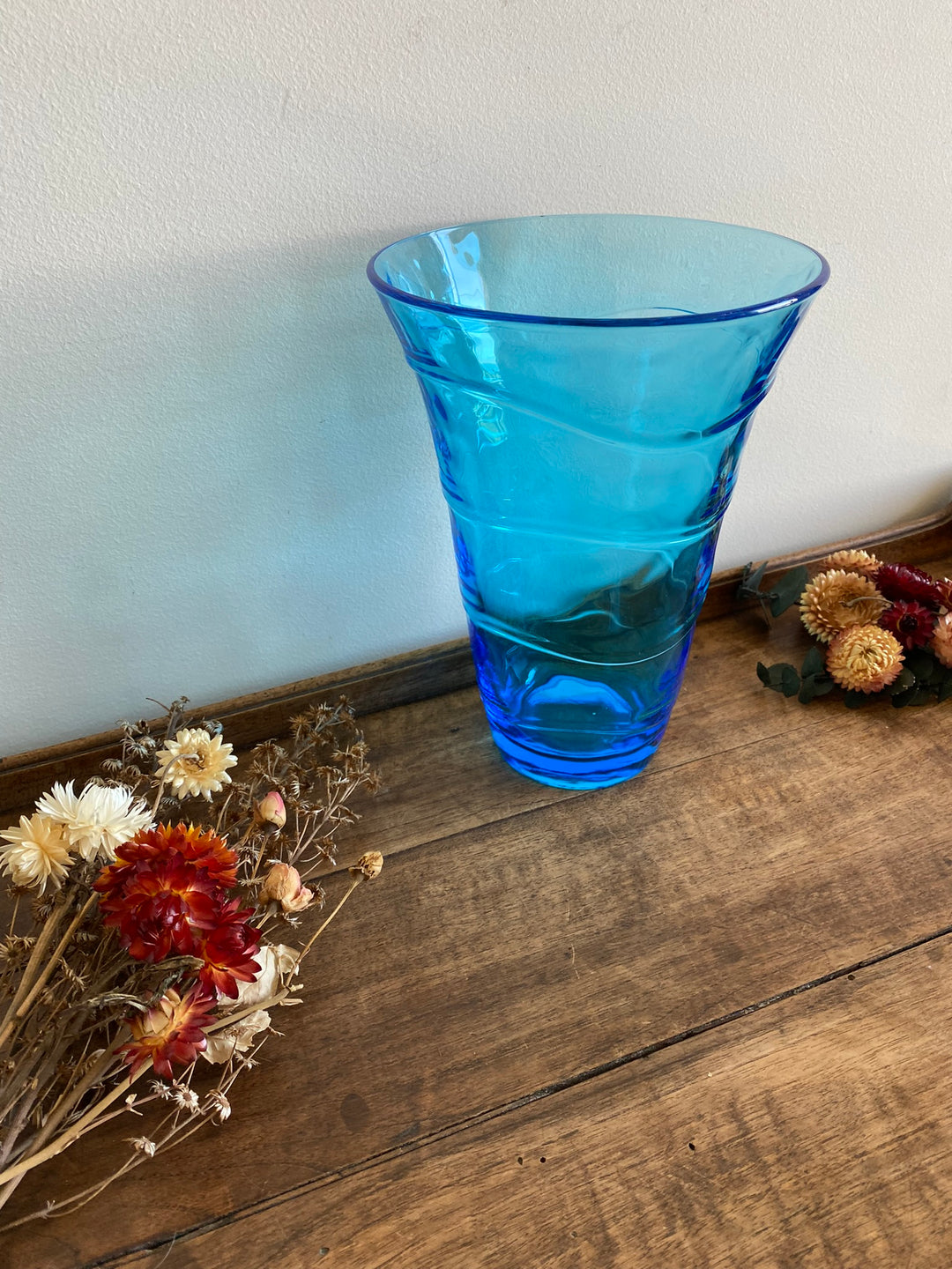 Vase bleu en verre