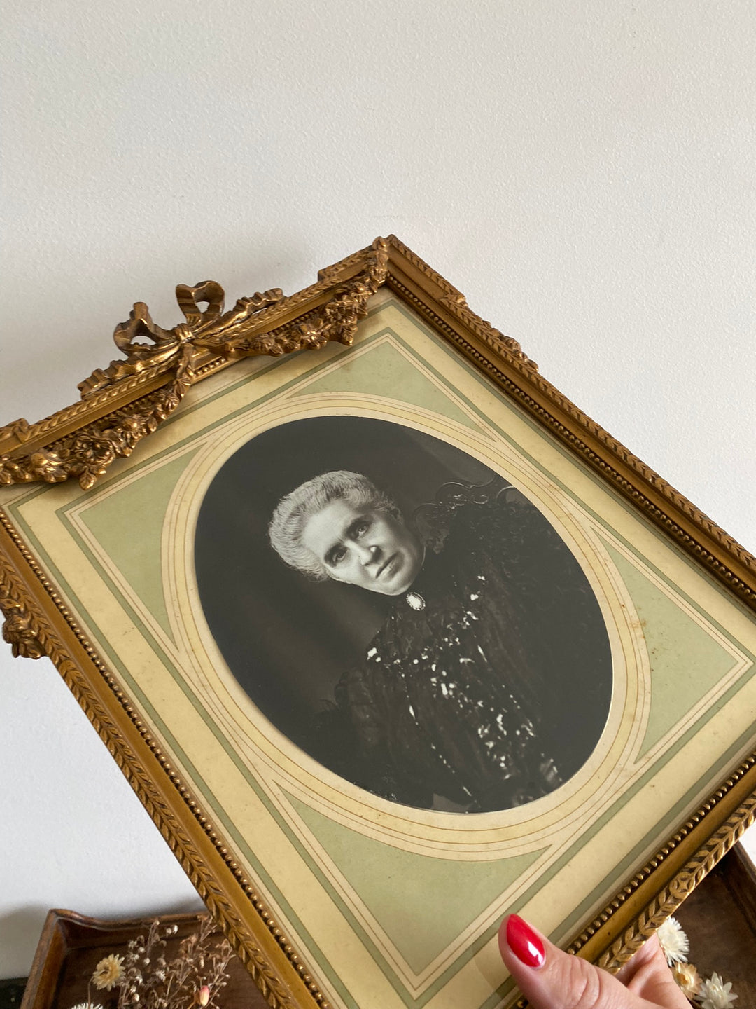 Portrait dame noir et blanc cadre Napoléon III