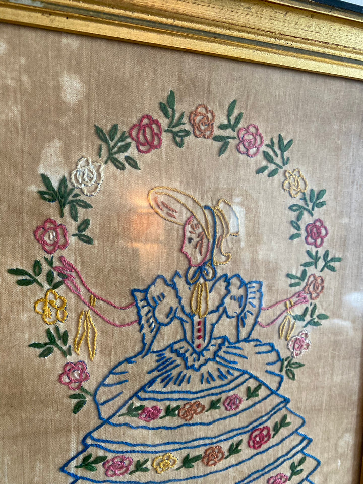 Broderie jeune fille début XXème