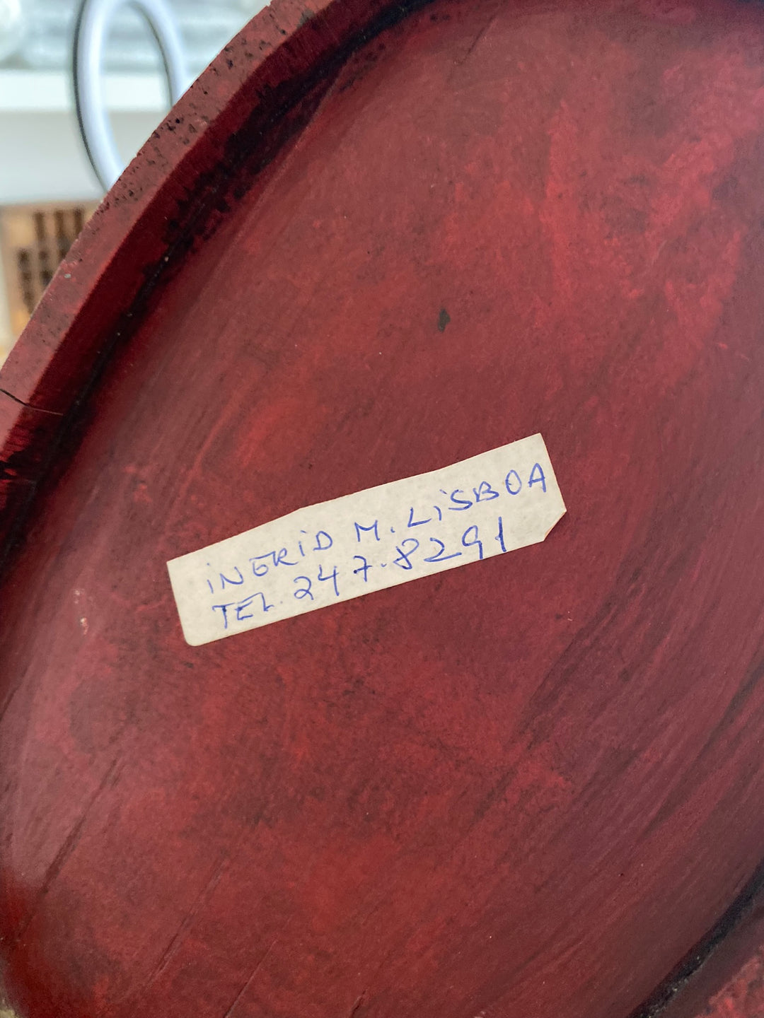 Seau en bois bordeaux peint à la main