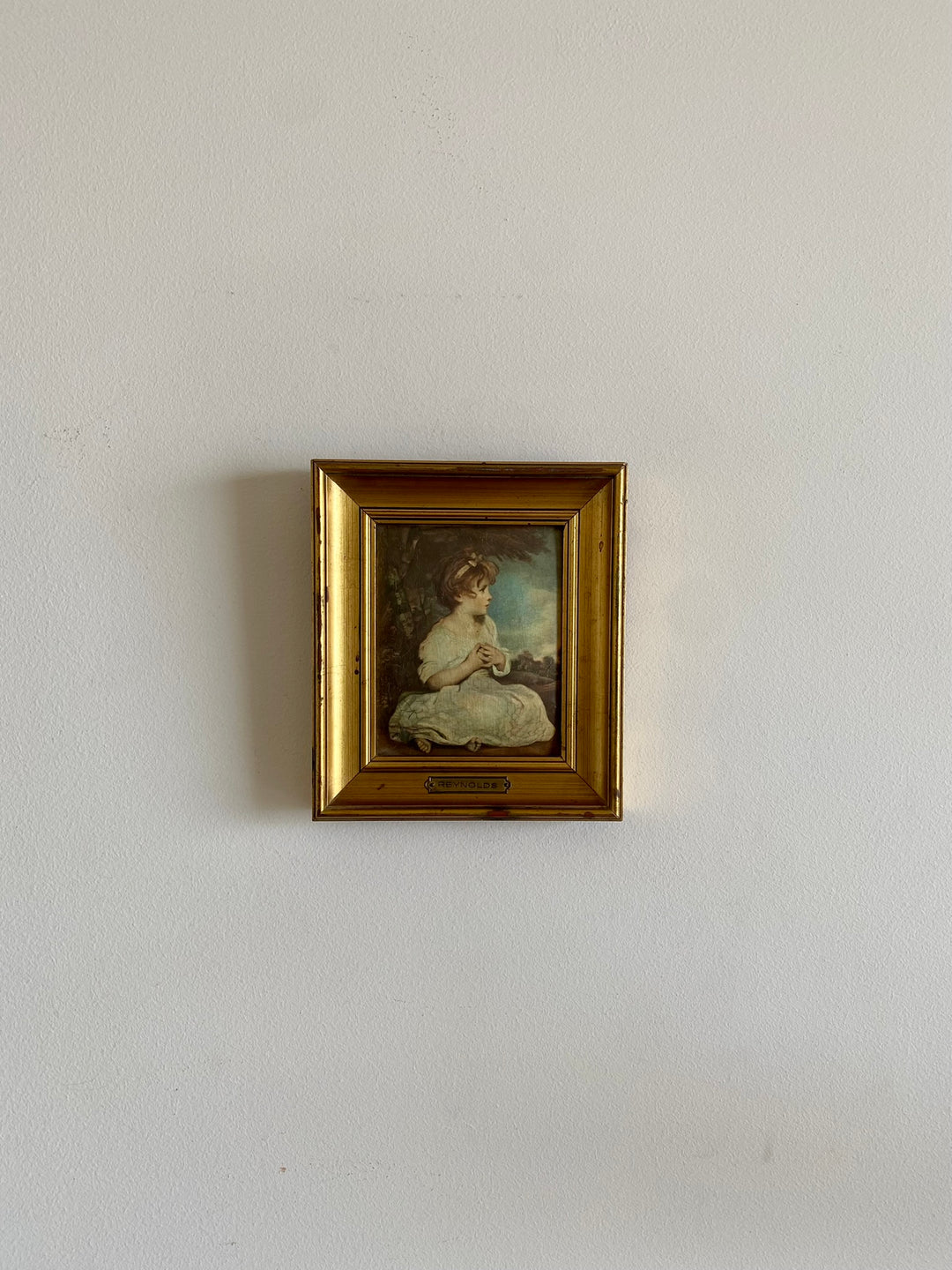 L'âge de l'innocence plaque HELCA martelé à la main par Reynolds