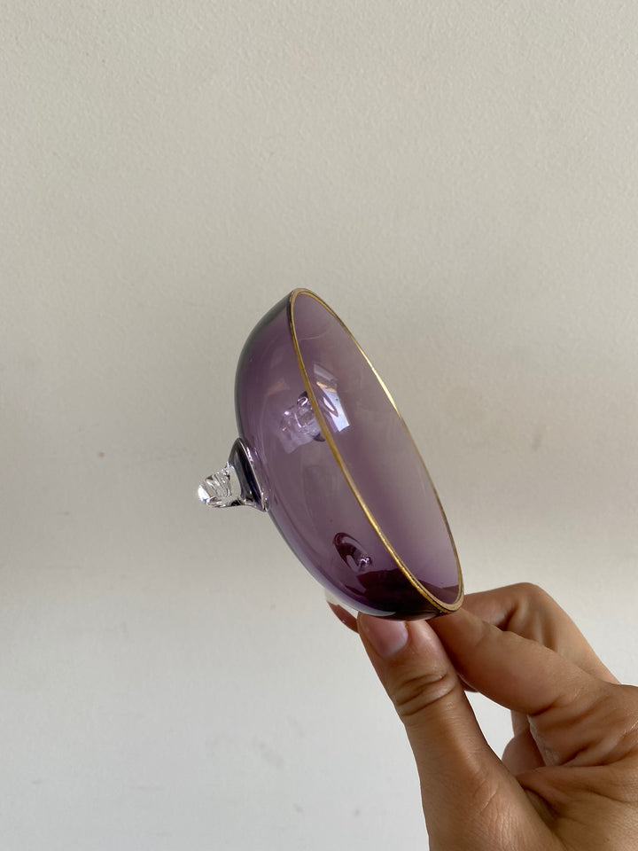 Coupelles en verre mauves et dorées