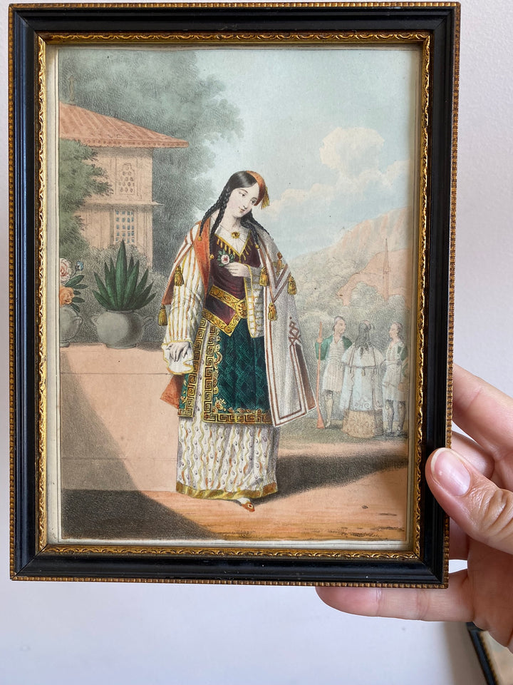 Gravures encadrées costumes d'époque