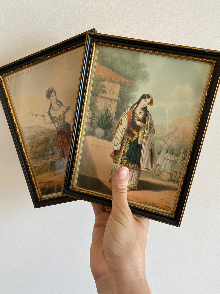 Gravures encadrées costumes d'époque