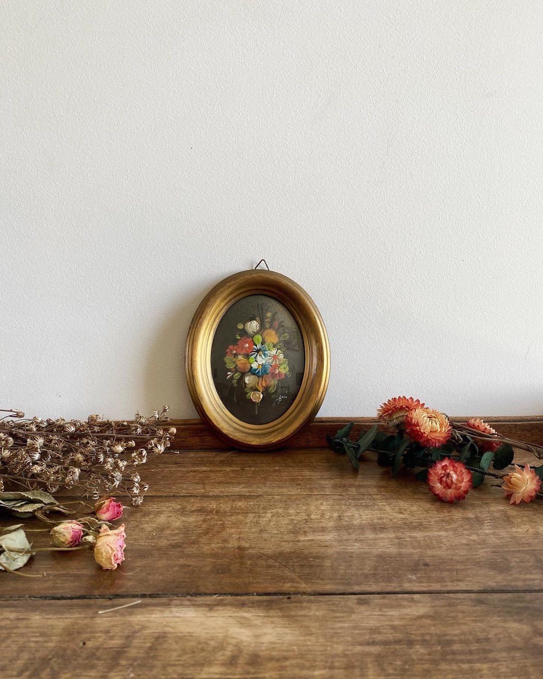 Cadre ovale en bois peinture sur toile bouquet de fleurs