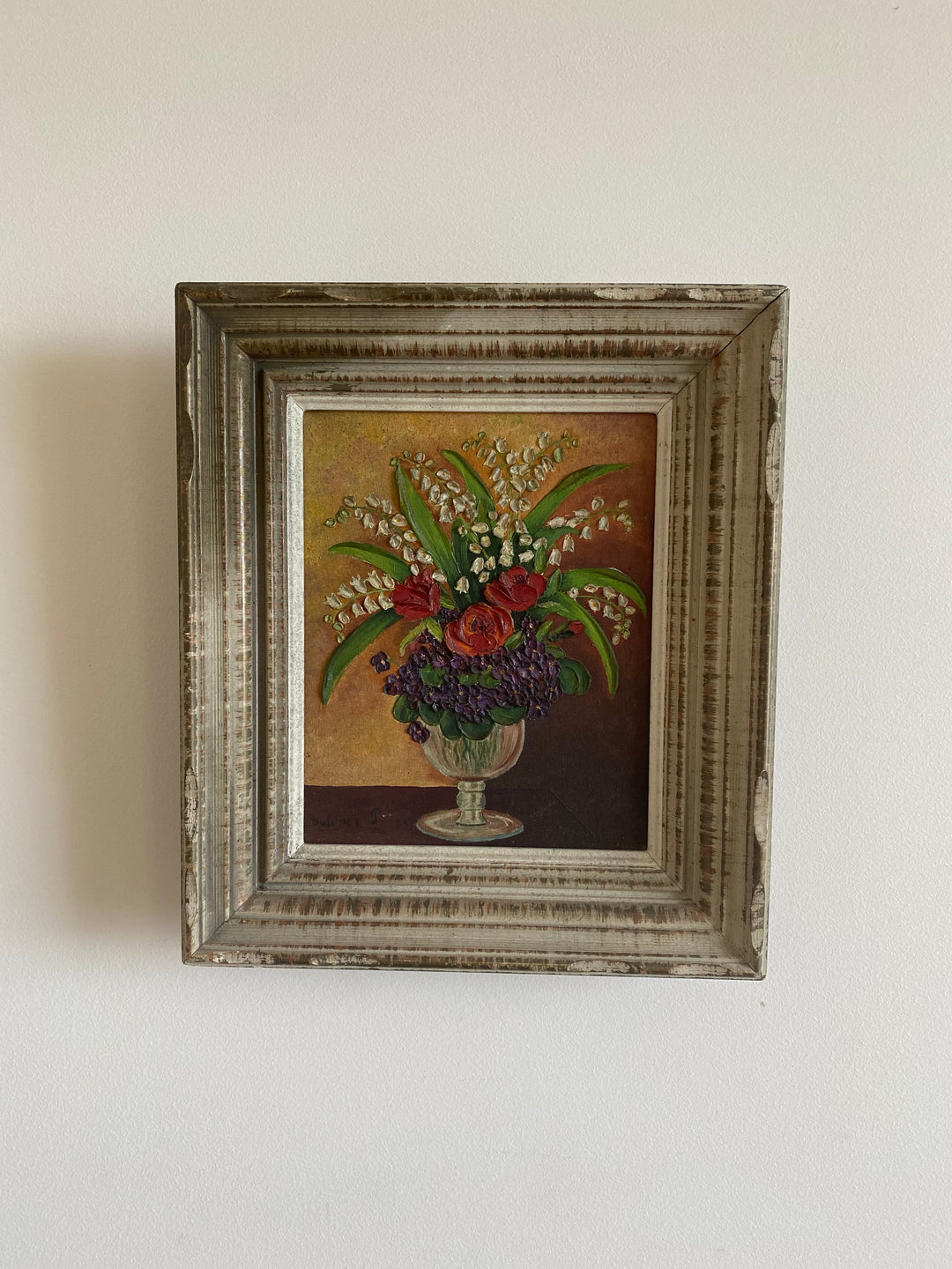 Peinture signée bouquet de roses rouges violettes et muguet relief