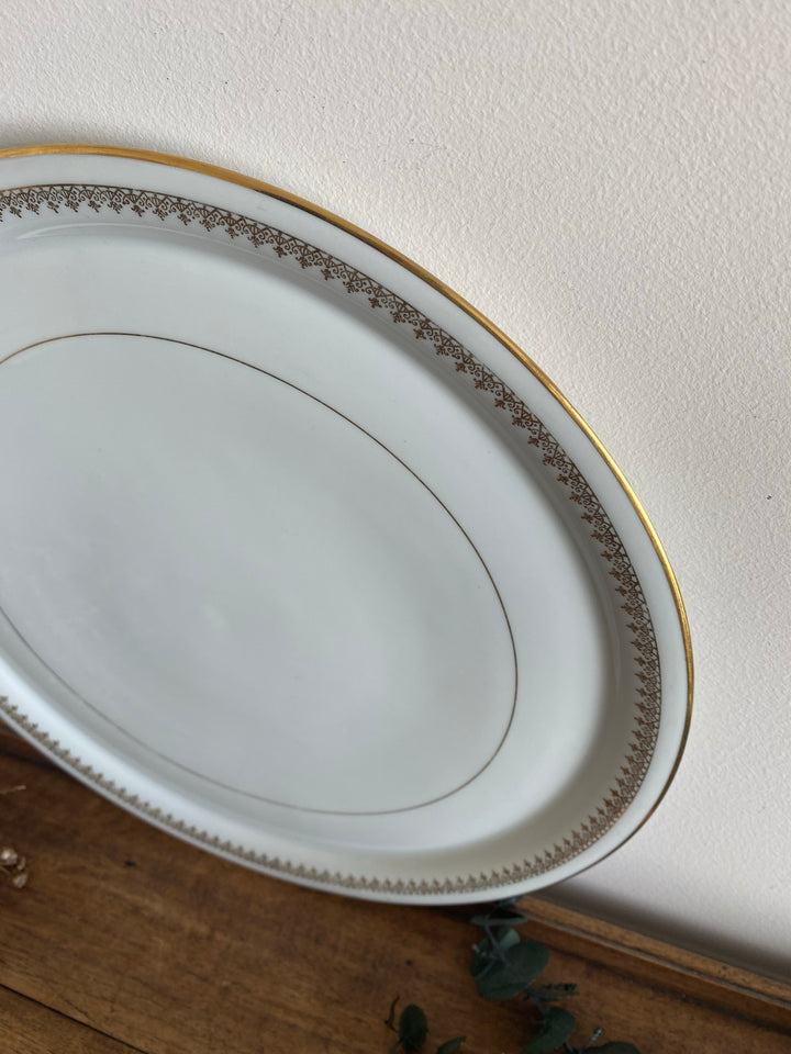 Plat de service blanc et or porcelaine de Limoges