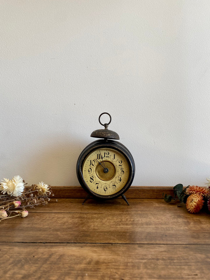 Réveil matin en métal fin XIX