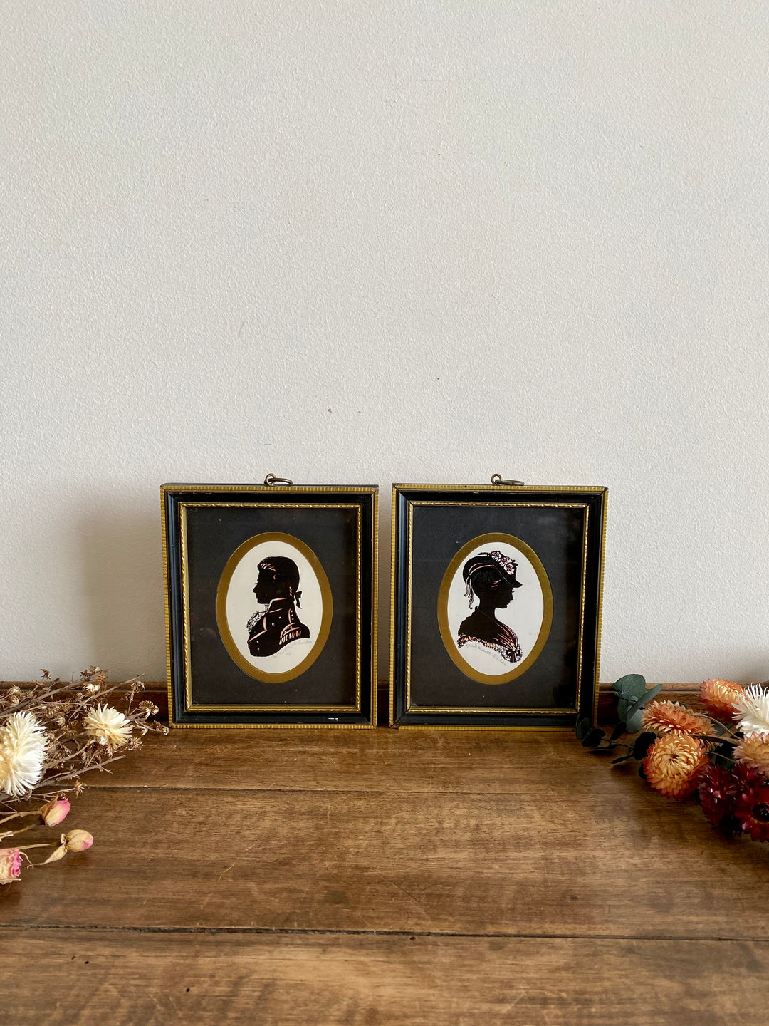 Portraits silhouettes Signées Enid Elliott Linder