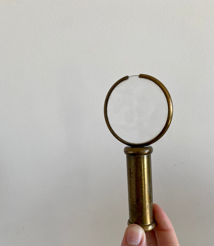 Loupe en laiton ancien