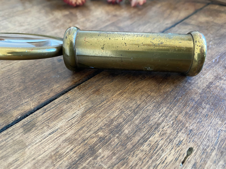 Loupe en laiton ancien