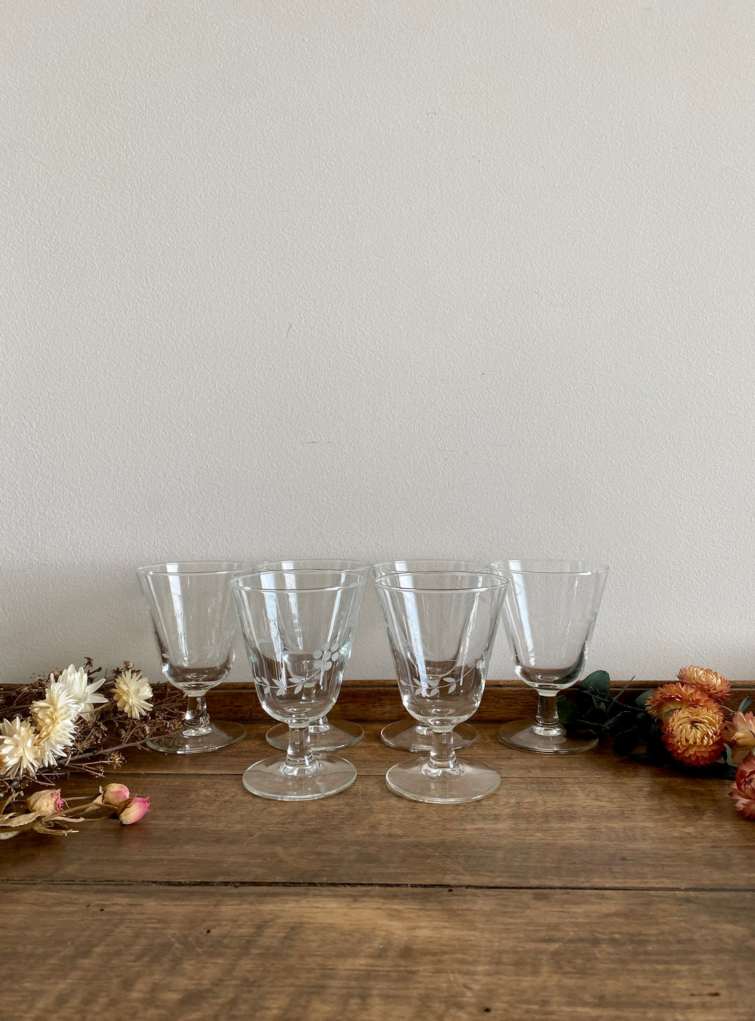 Verres à eau et a liqueur gravés