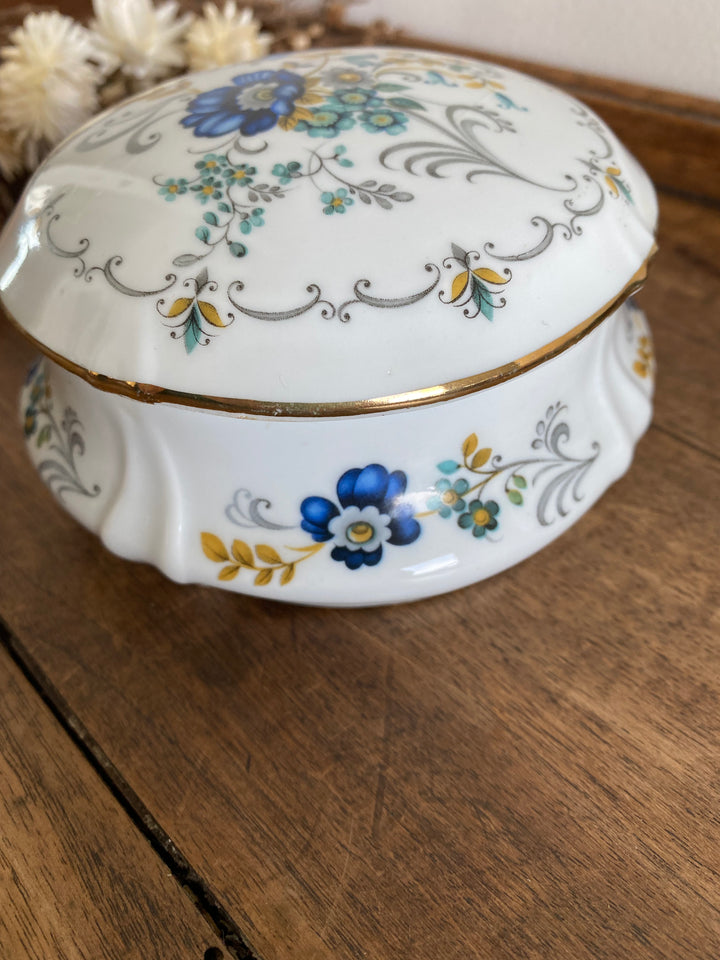 Bonbonnière motifs fleurs bleues Limoges France