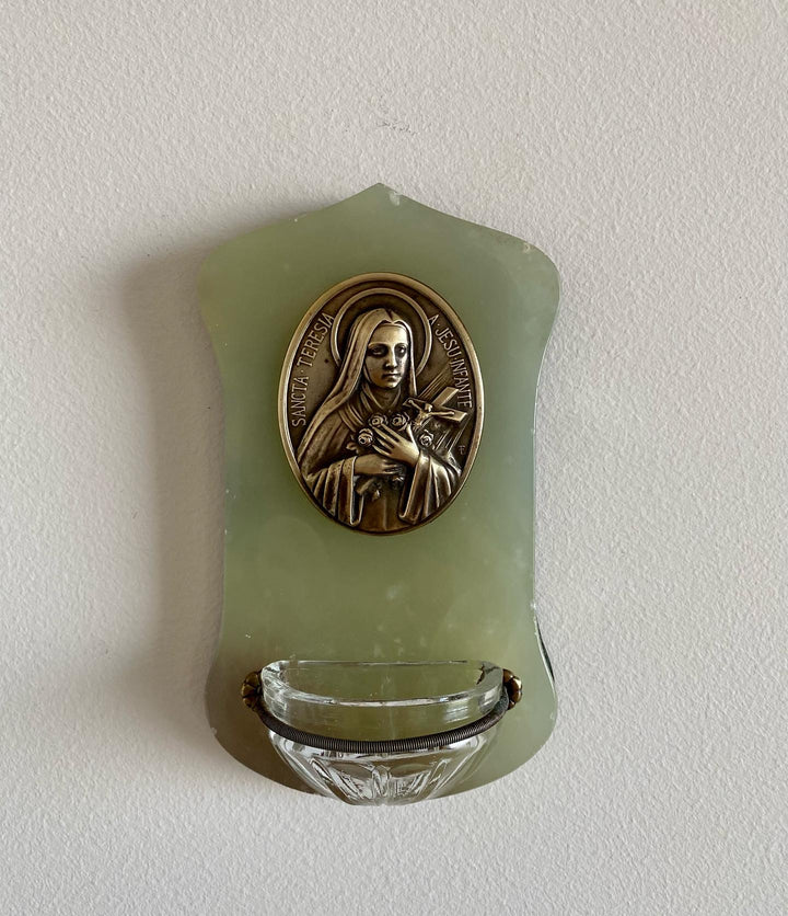 Bénitier en verre sur support en pierre