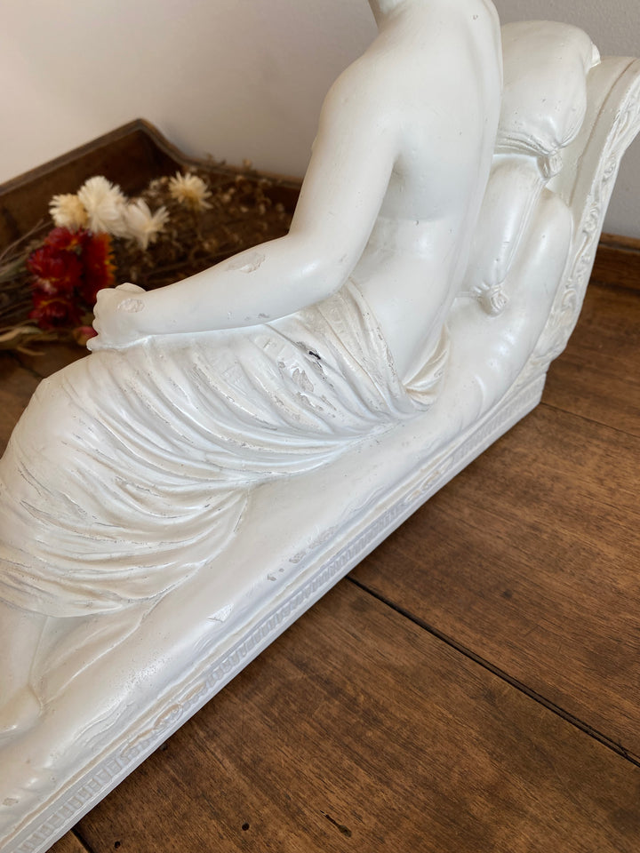 Statuette Pauline Bonaparte méridienne en plâtre