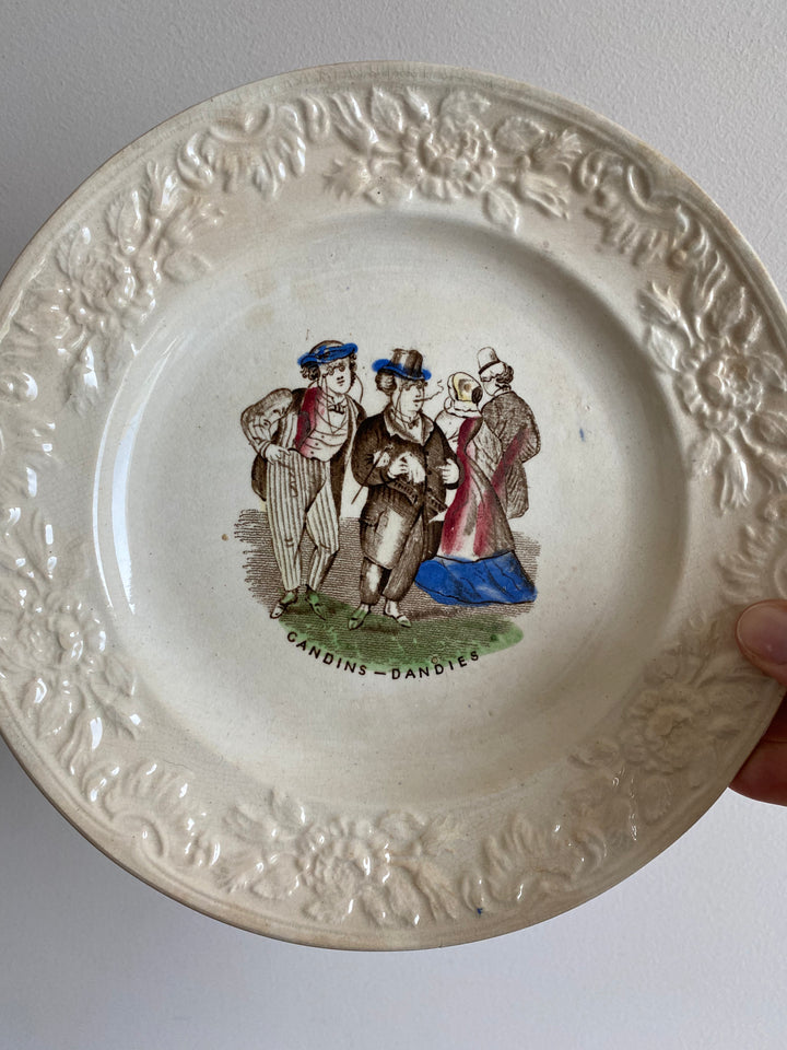 Assiettes à dessert scène de villageois XVIII ecrit francais / anglais