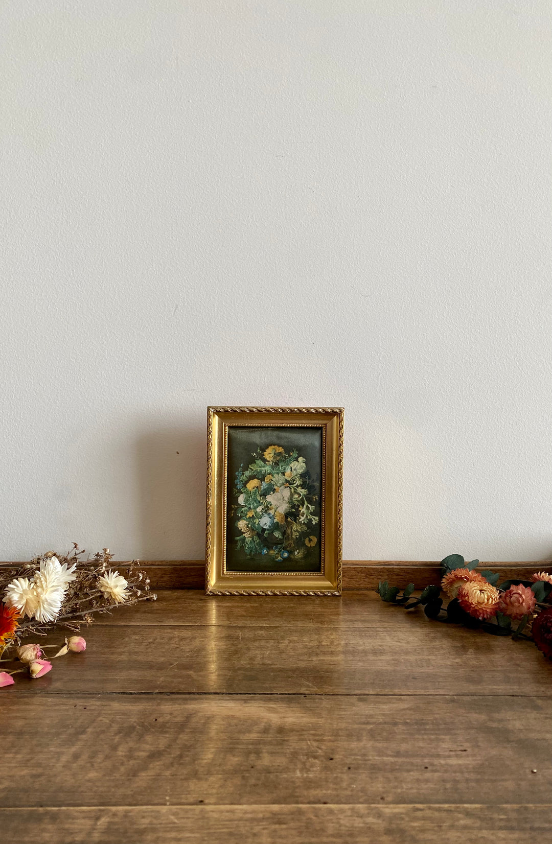 Impression sur soie dans son cadre rectangulaire doré en bois