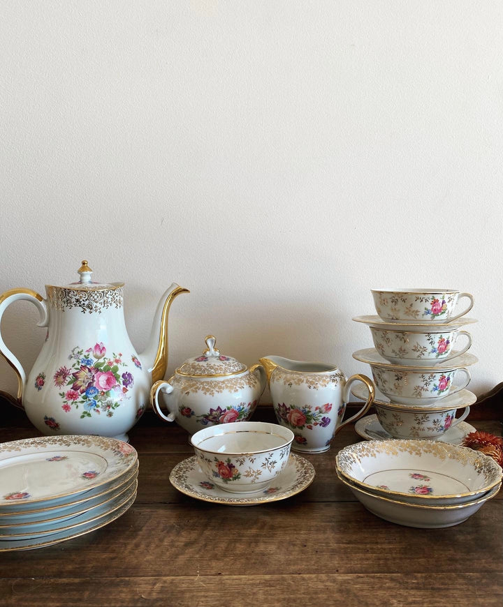 Service à café en porcelaine de Limoges