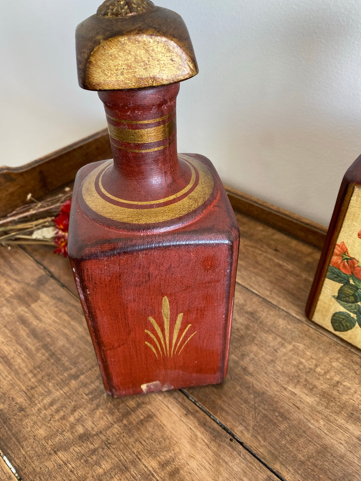 Bouteilles en porcelaine décoratives