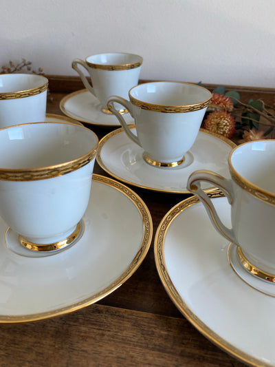 Service à café blanc uni à liseré or en porcelaine Limoges