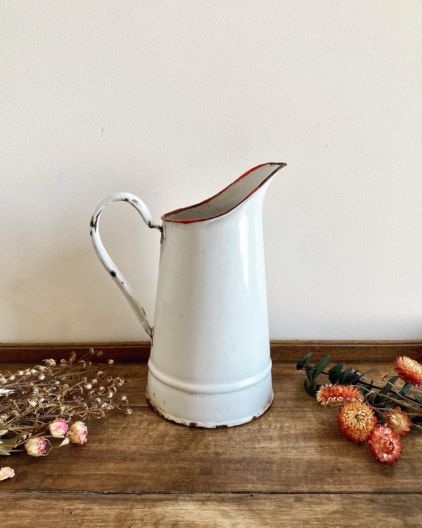 ANCIEN BROC EMAILLE EMAIL BLANC DAMIERS St. LUSTUCRU Bleus BROC A EAU Xxe Deco 111581 ANCIEN BROC EMAILLE EMAIL BLANC DAMIERS St. LUSTUCRU Bleus BROC A EAU Xxe Deco 111581