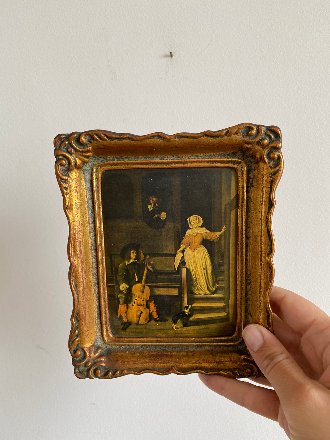 Tableaux illustrations d’époque dorés style rococo