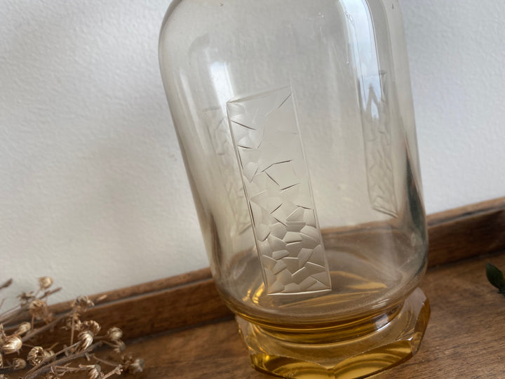 Flacon en verre couleur jaune ocre