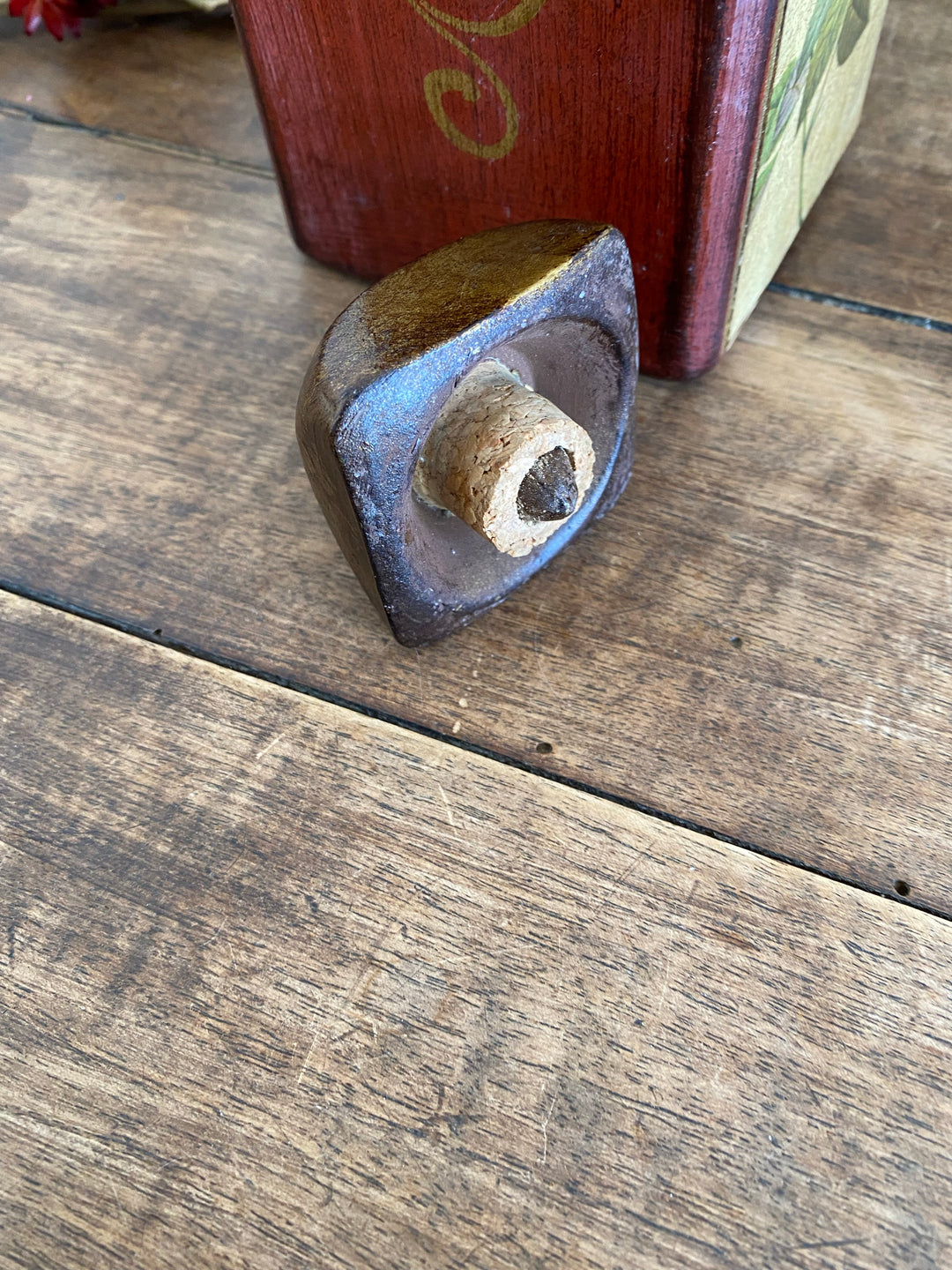 Bouteilles en porcelaine décoratives