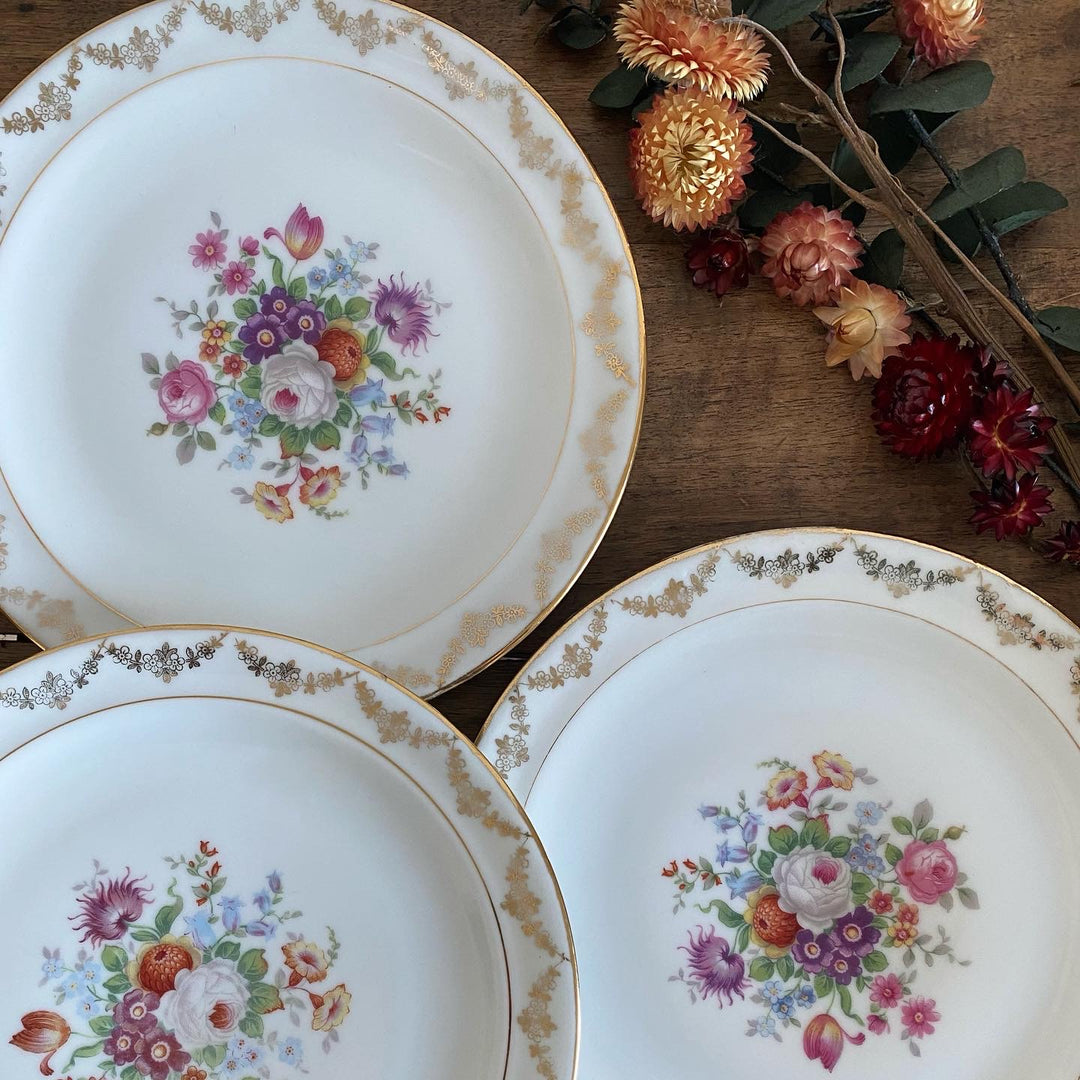 Assiettes à dessert fleuries