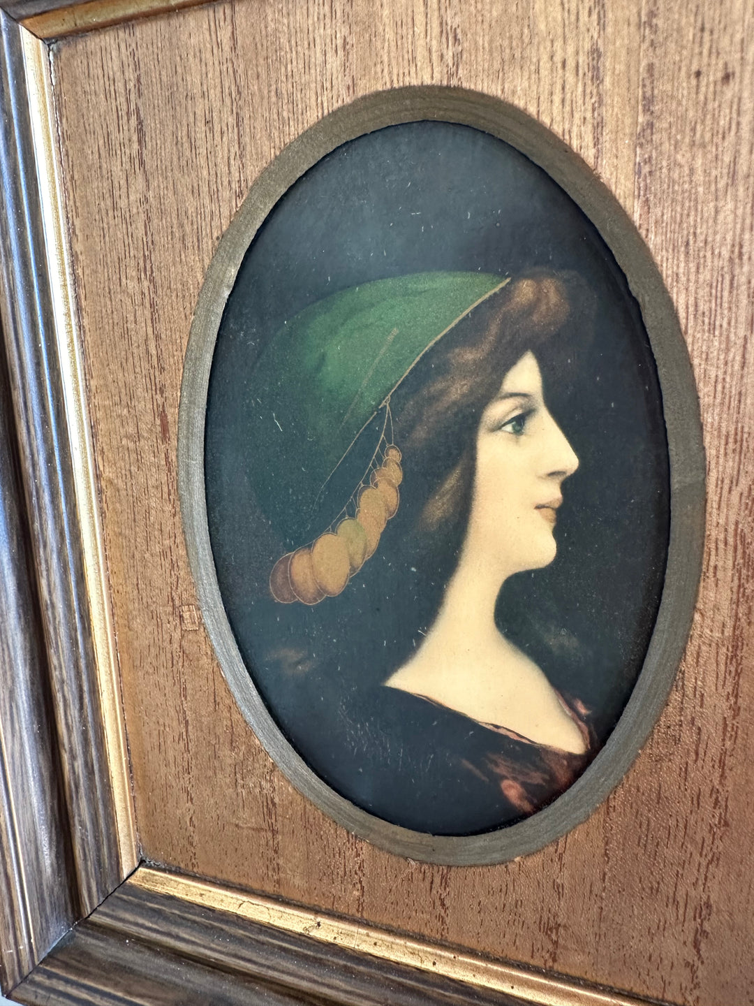 Cadre jeune fille napoléon III en bois