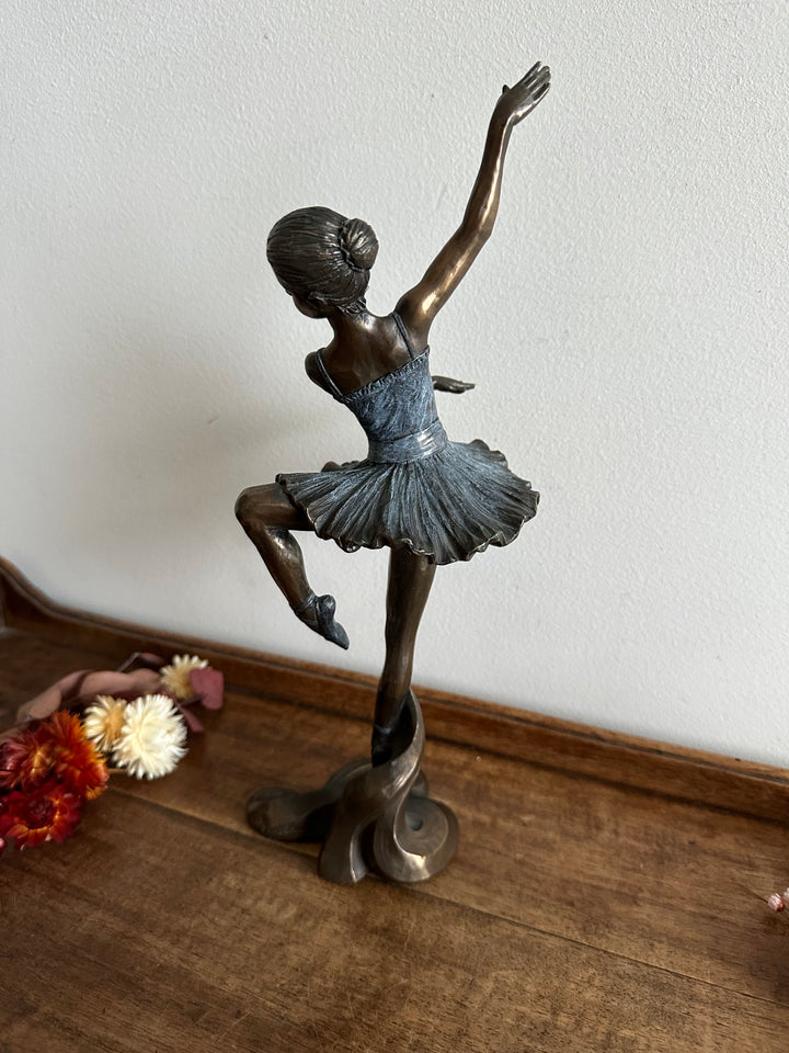 Statuette danseuse étoile effet bronze