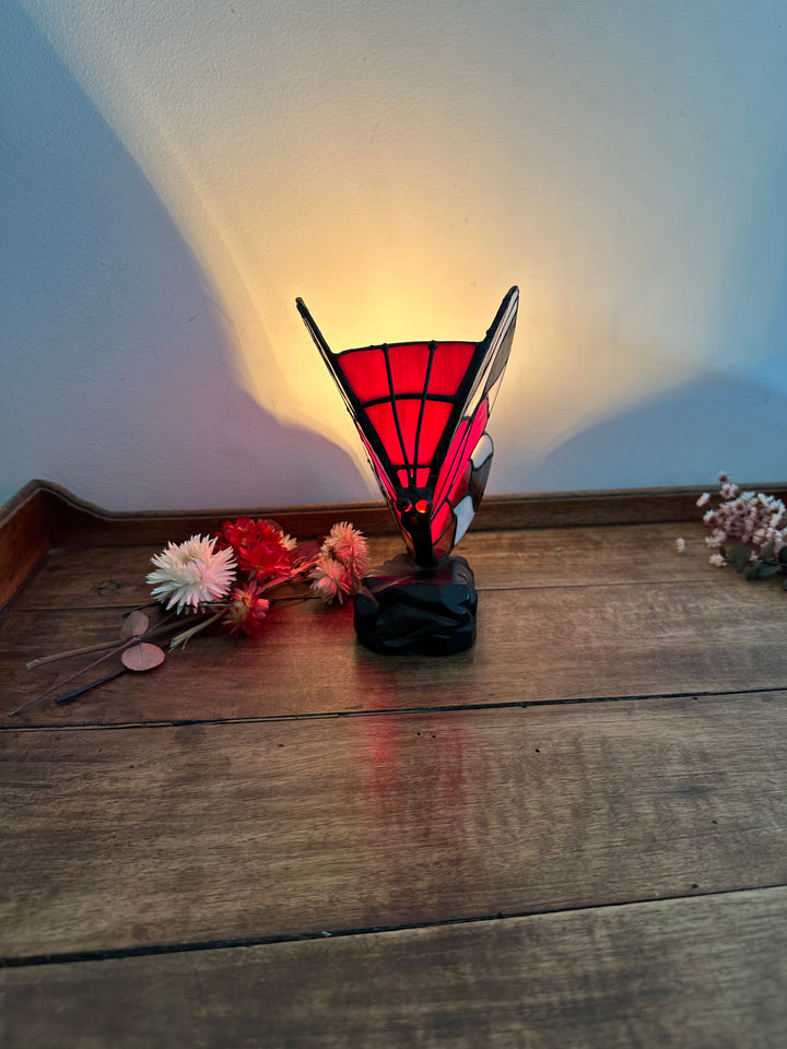 Lampe papillon à poser pâte de verre rouge et noire