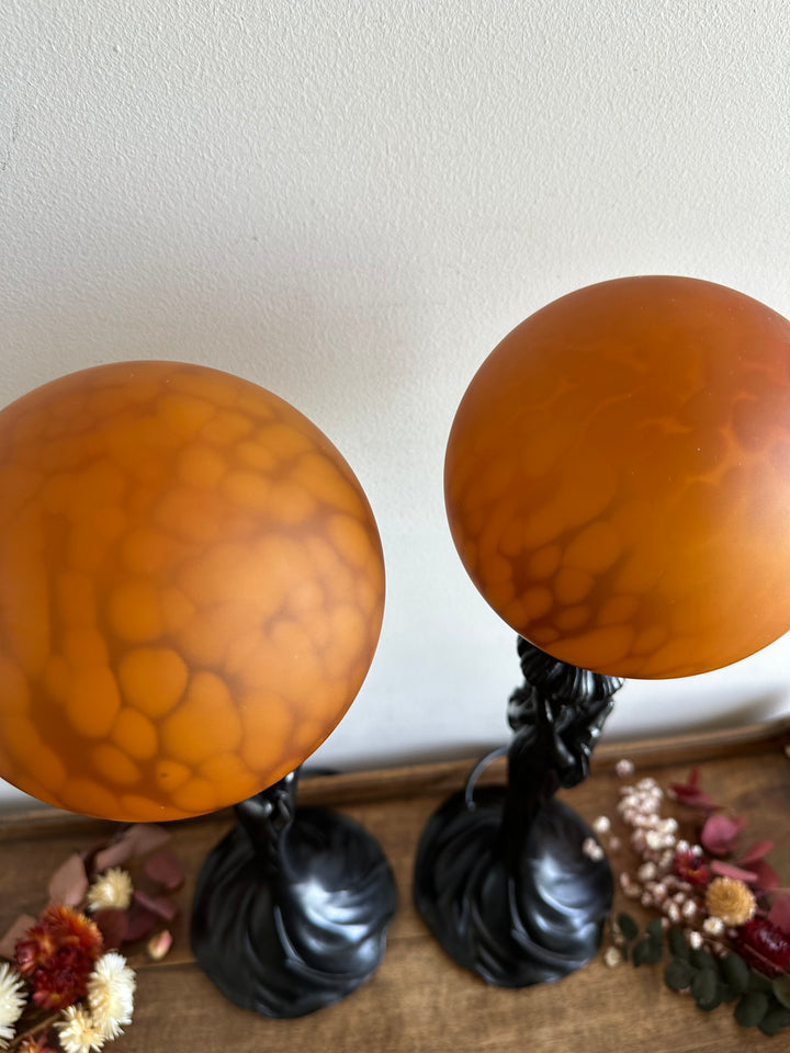 Lampes style Art Nouveau globes orangés