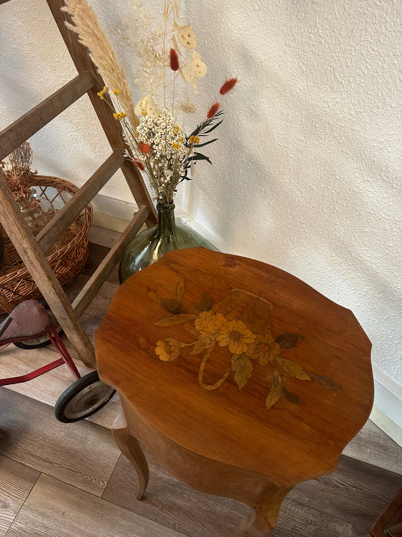 Commode à tiroirs en bois de rose