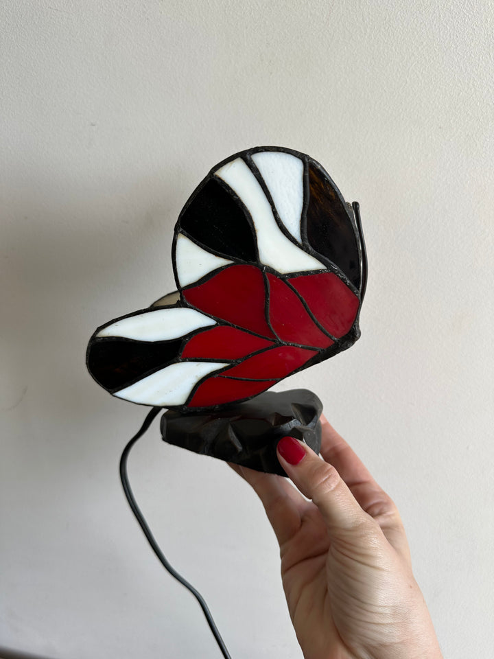 Lampe papillon à poser pâte de verre rouge et noire