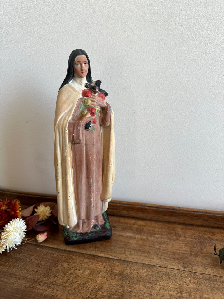 Statuette Sainte Thérèse de Lisieux en plâtre