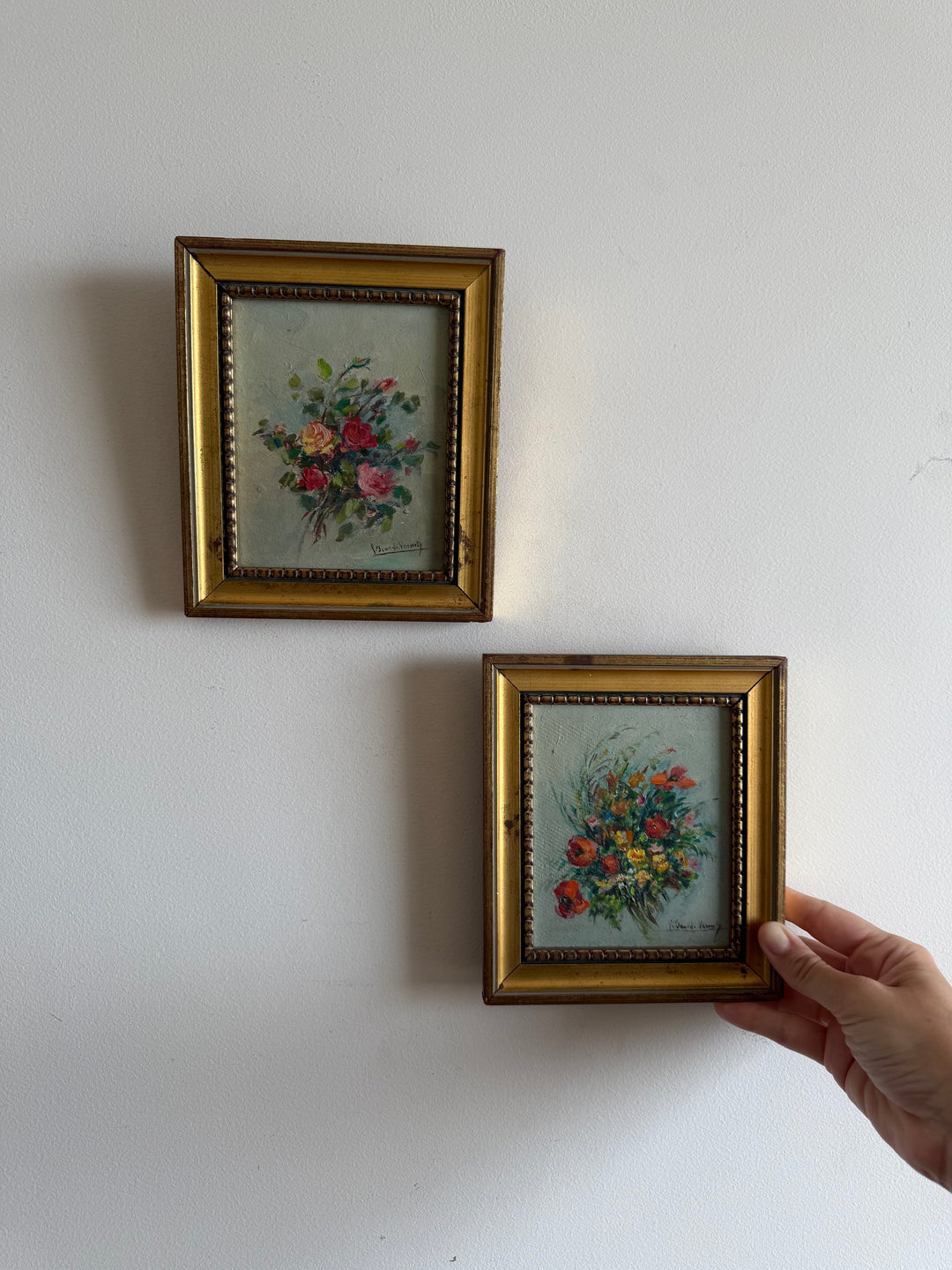 Peintures à l’huile bouquets de fleurs encadrement en bois