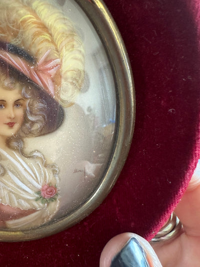 Miniature sur ivoire signée Duchesse de Devonshire d'après Gainsborough