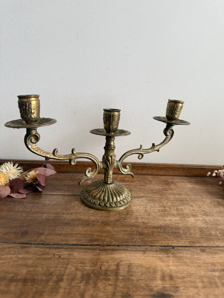 Chandelier à trois tête en laiton