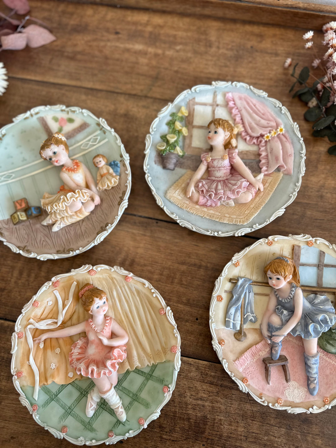 Assiettes décoratives petites danseuses en tutu