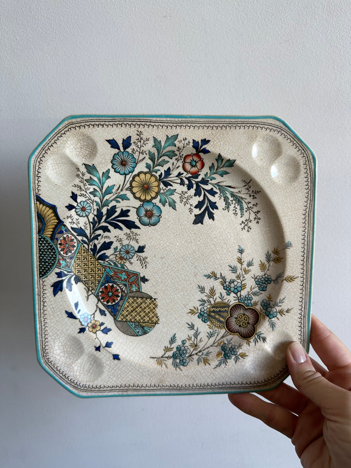 Assiettes en porcelaine 19ème forme carrée