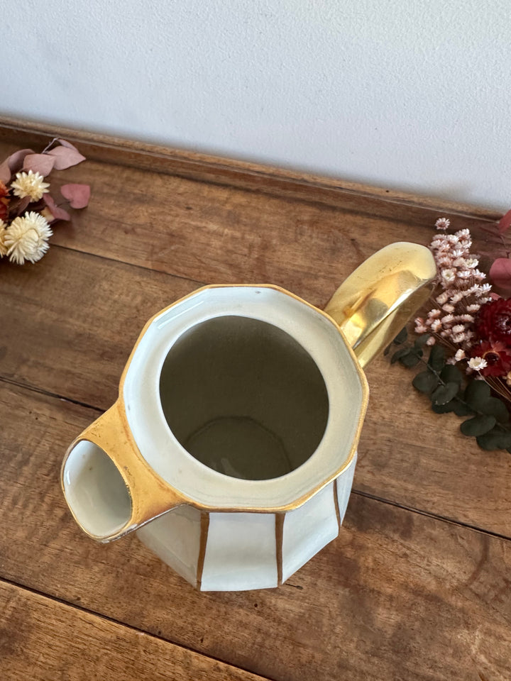 Cafetière en porcelaine de Limoges bordures dorées