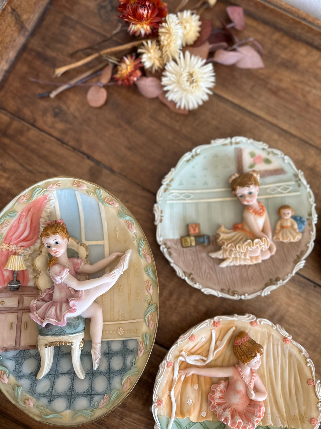 Assiettes décoratives petites danseuses en tutu