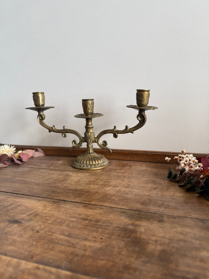 Chandelier à trois tête en laiton