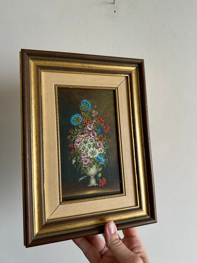 Peinture florale sur fond marron glacé cadre rectangulaire