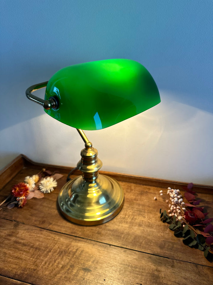 Lampe de notaire opaline verte années 90