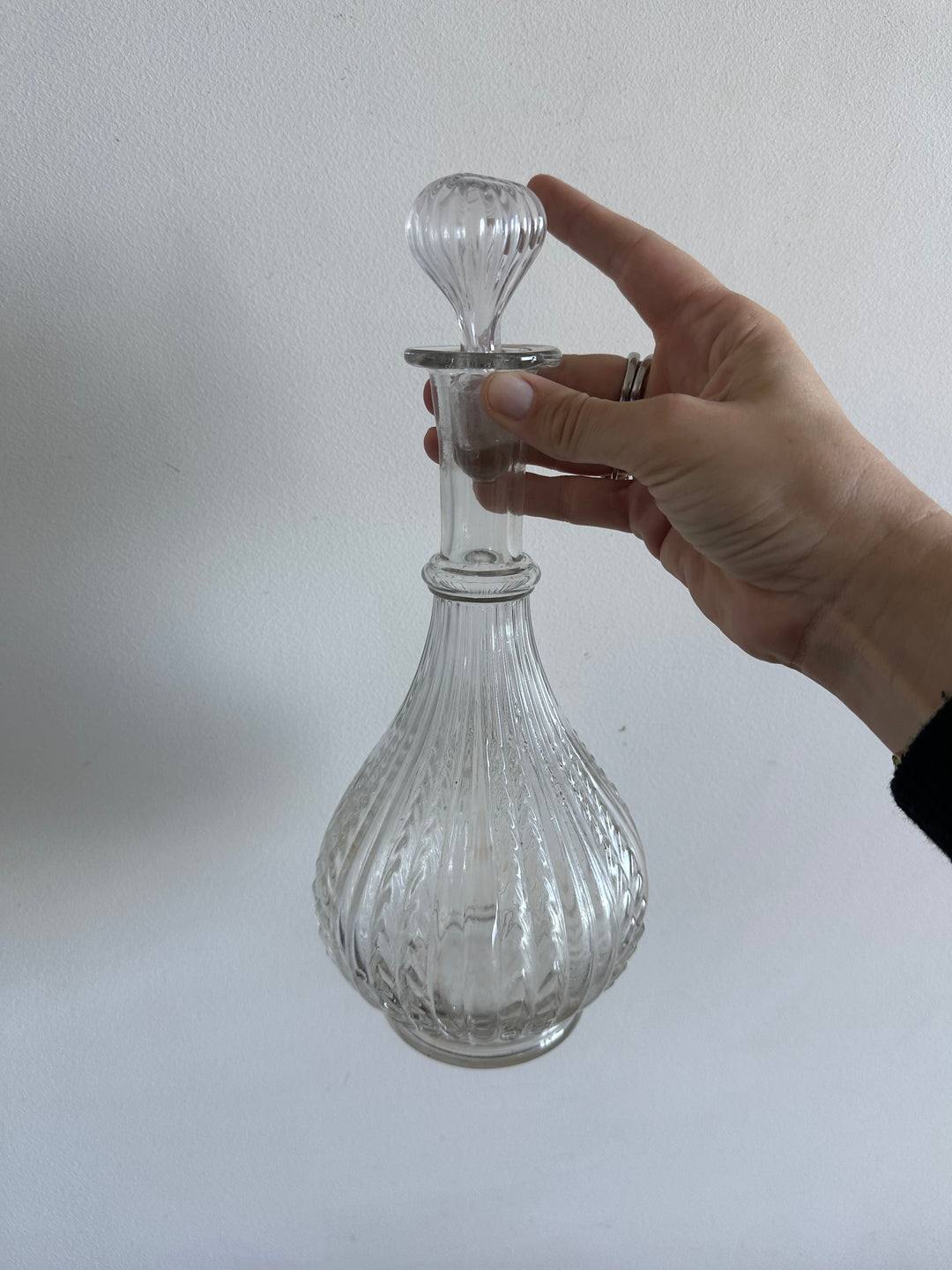 Carafe décanteur en verre moulé ballon rond