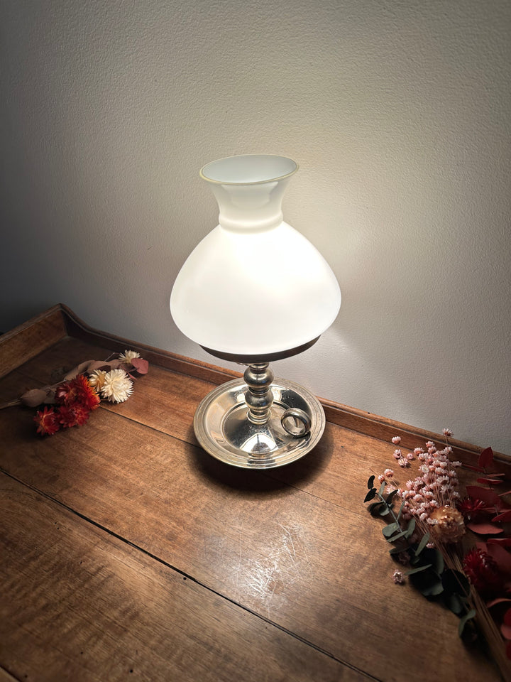 Lampe socle rat de cave en métal et opaline